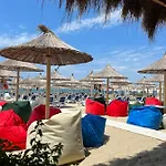 Apartman Adriatic Treasure Apt, Luxury & Beachfront - By Beta Premium
