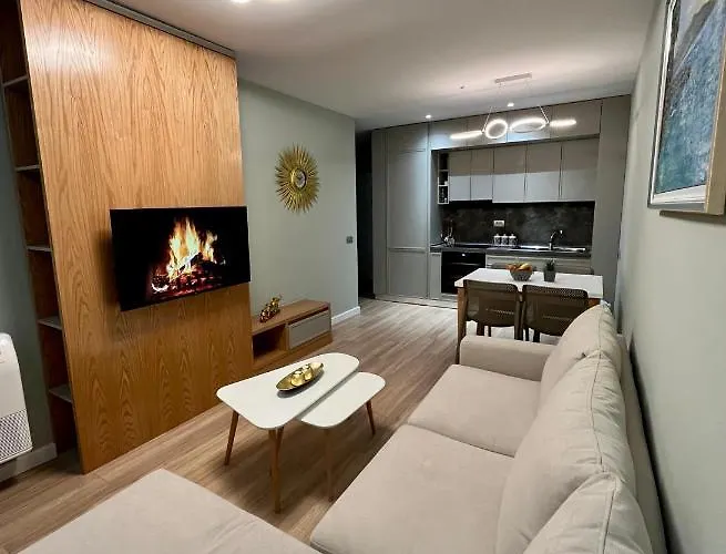 公寓 Adriatic Treasure Apt, Luxury & Beachfront - By Beta Premium