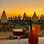Adriatic Treasure Apt, Luxury & Beachfront - By Beta Premium Appartamento
