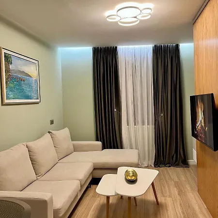 Adriatic Treasure Apt, Luxury & Beachfront - By Beta Premium * Golem (Tirana)