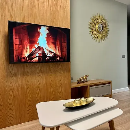 Adriatic Treasure Apt, Luxury & Beachfront - By Beta Premium Apartmán *