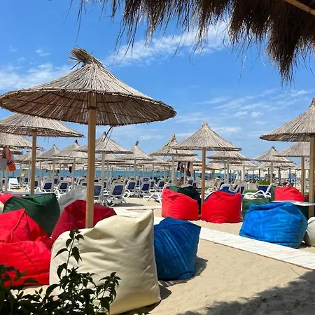 Apartmán Adriatic Treasure Apt, Luxury & Beachfront - By Beta Premium